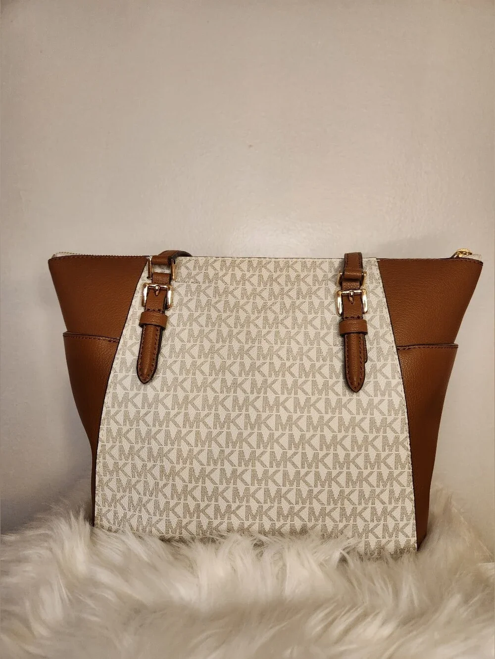 NWT Michael Kors Large Acorn Tote